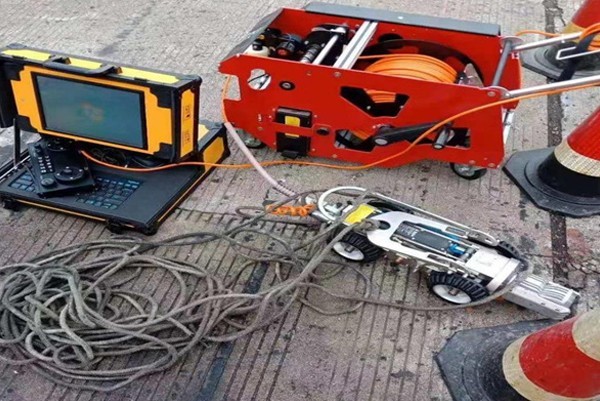 滦平CCTV管道检测机器人